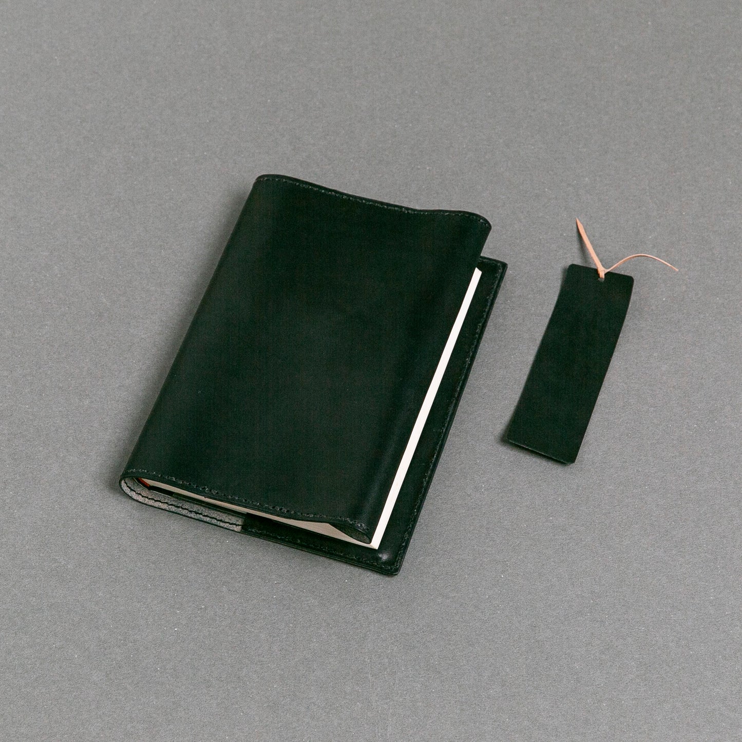 本革文庫ブックカバー(しおり付き)|ハヤカワトール|育てる革の物語|MamiMade