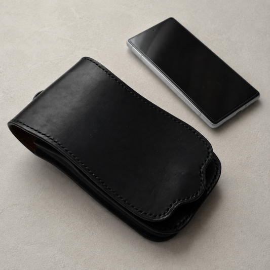 本革スマホホルダー｜ベルトループ・Dカン付き・オーダーメイド対応｜日本製・手縫い