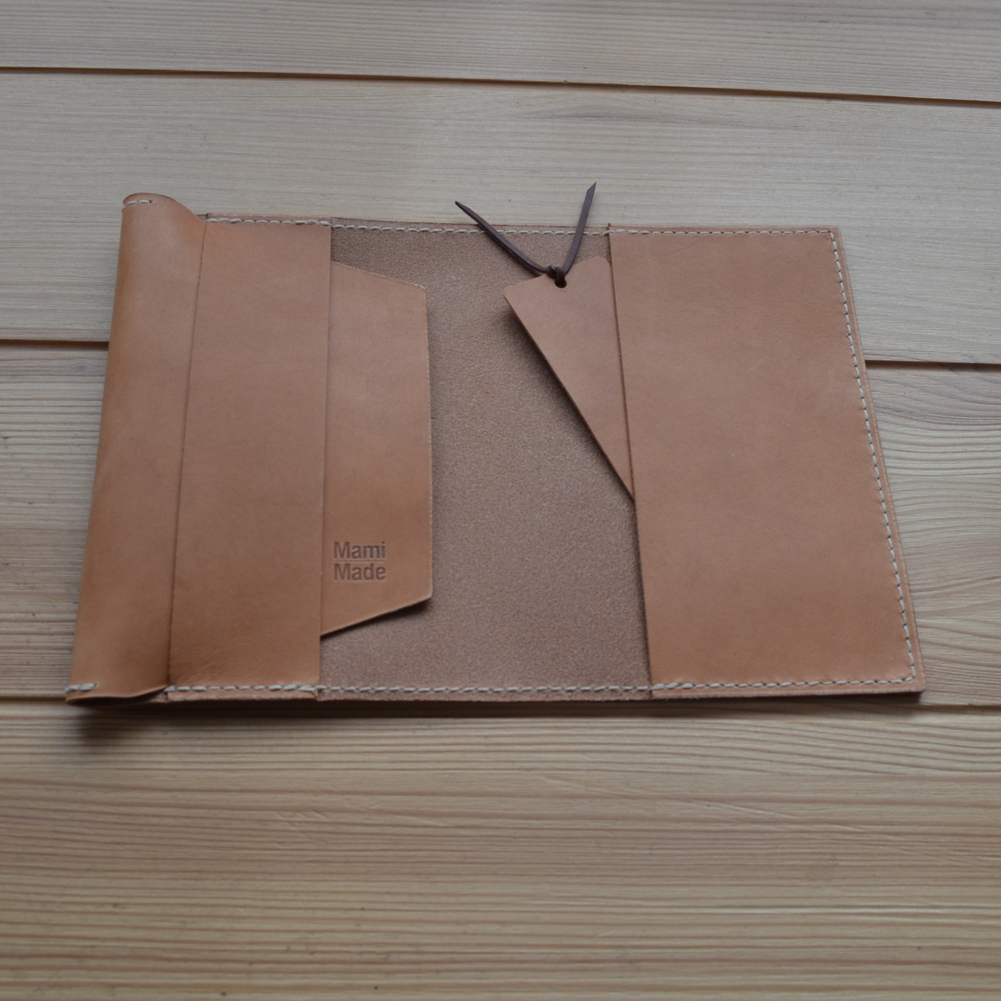 本革ブックカバー 文庫本サイズ｜イタリアンレザー エルバマット ナチュラル