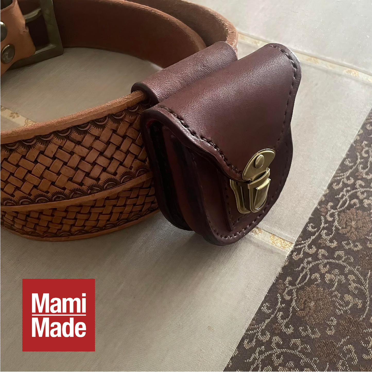 懐中時計ケース｜真鍮差込錠付き・本革・手縫い仕立て｜MamiMade｜育てる革物語